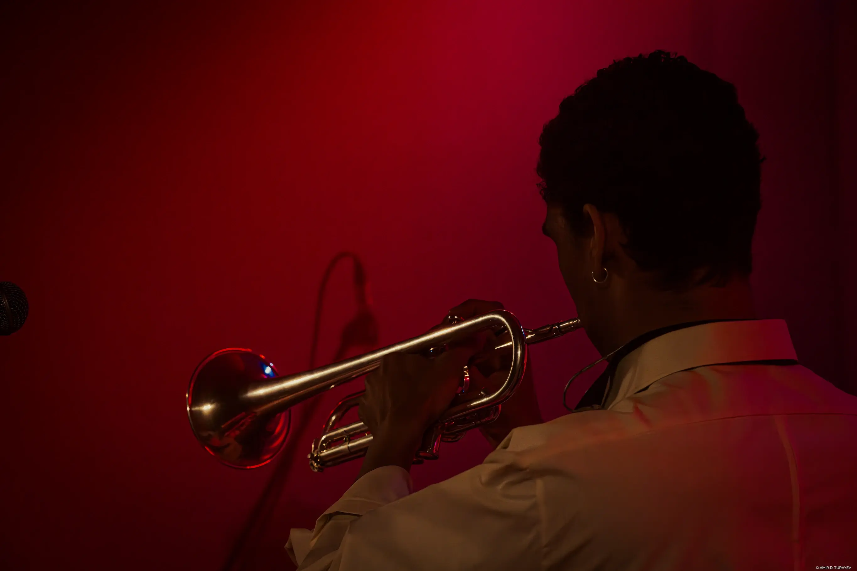 TROY x Koné duo performance